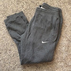 Men’s Grey Nike sweatpants size M